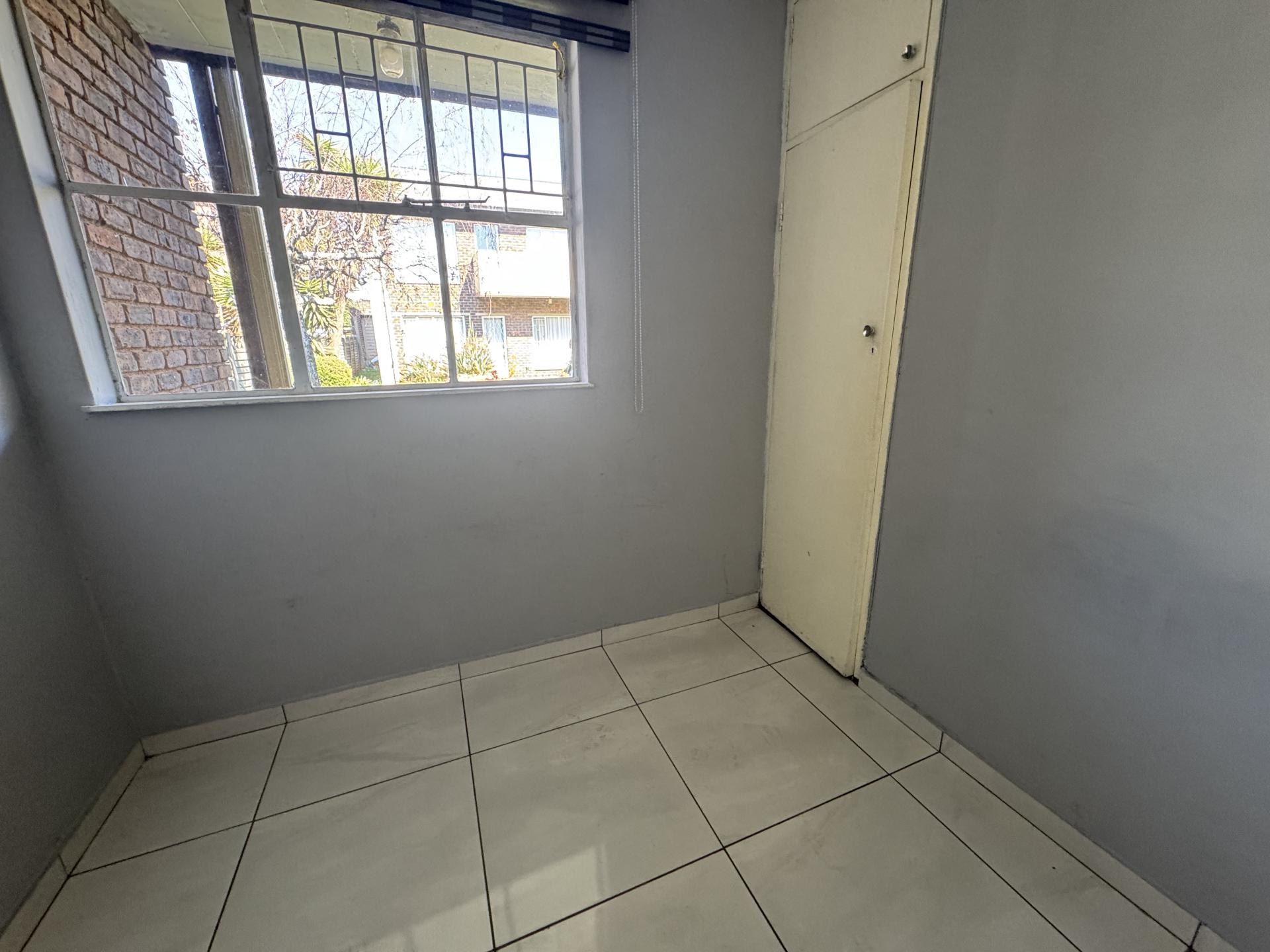  of property in Horison View