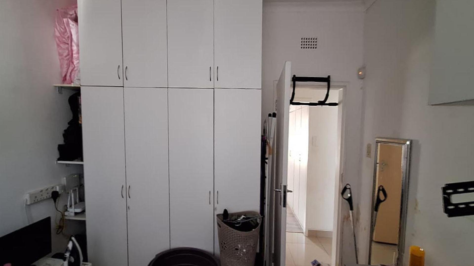 Bed Room 1 - 9 square meters of property in Kew