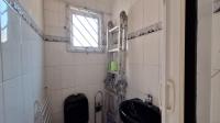 Guest Toilet - 4 square meters of property in Kew