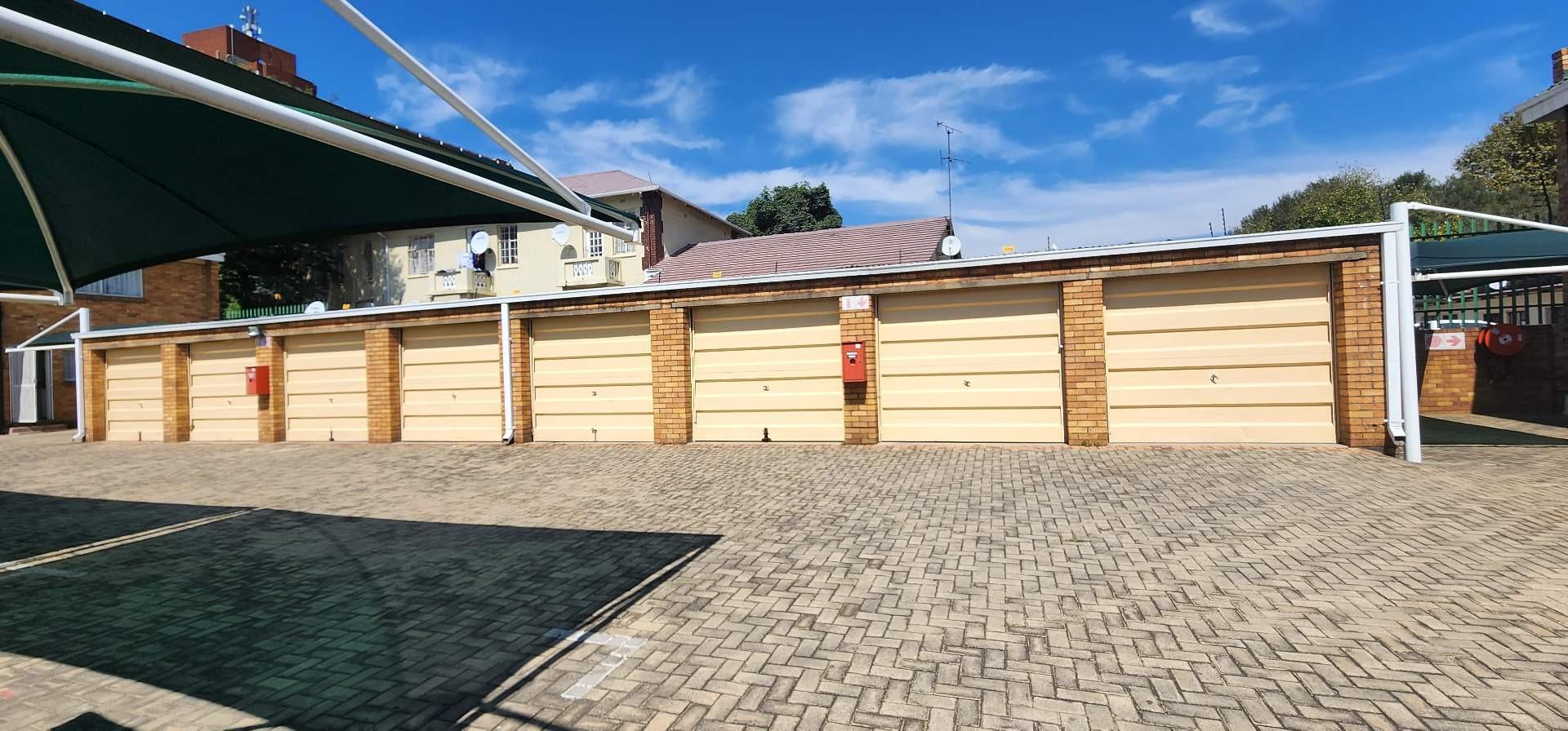  of property in Benoni