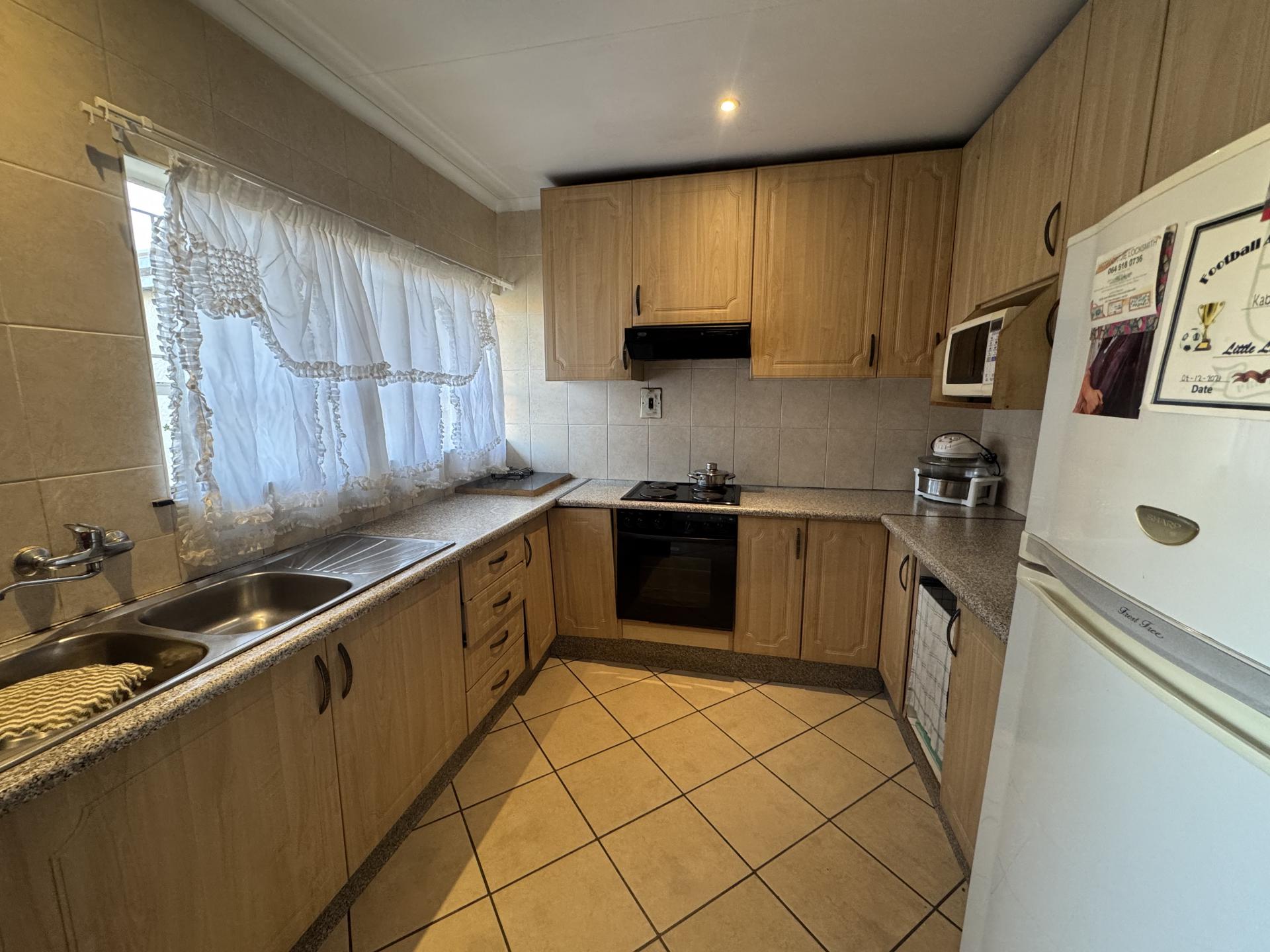  of property in Witpoortjie
