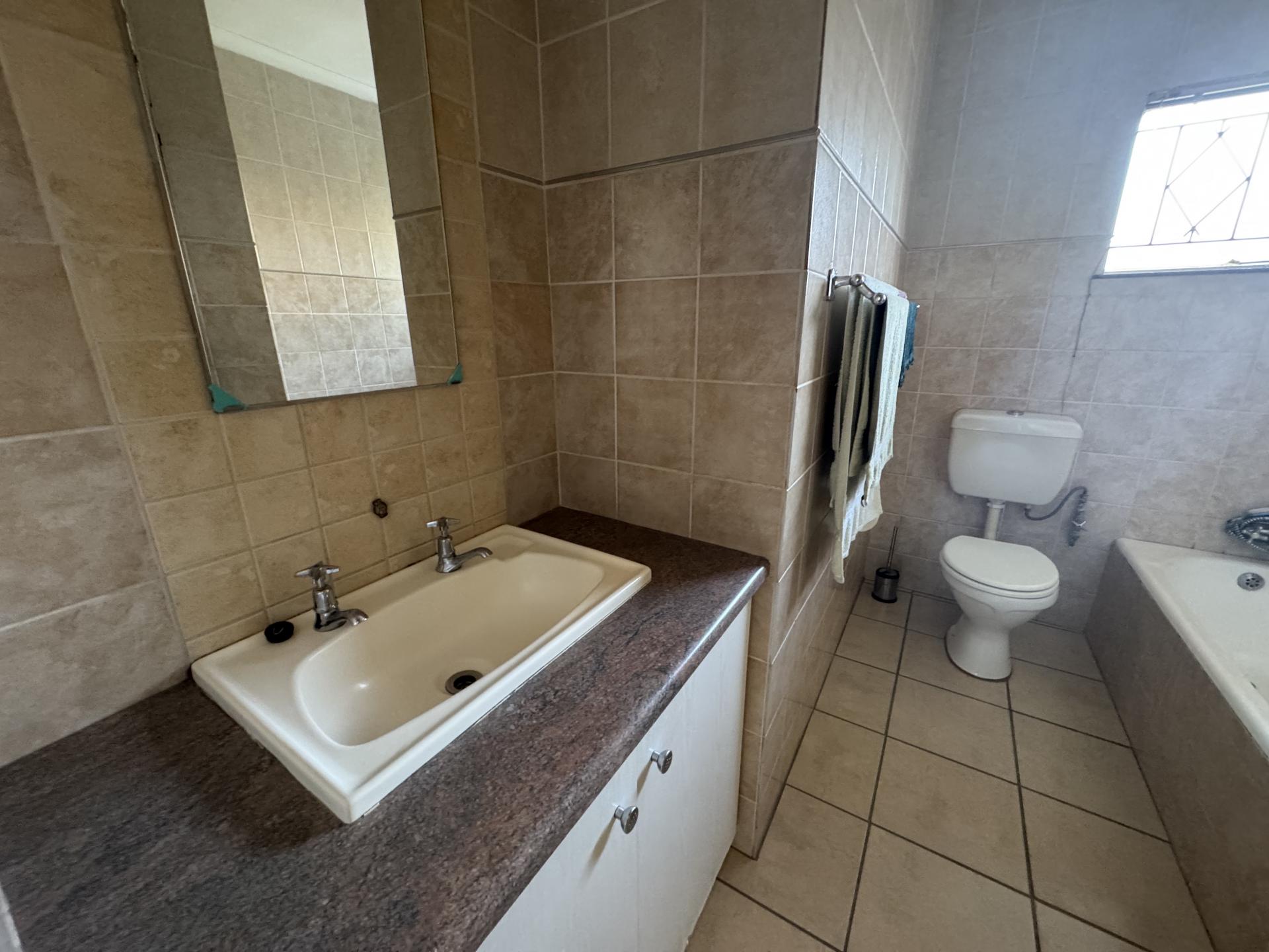  of property in Witpoortjie