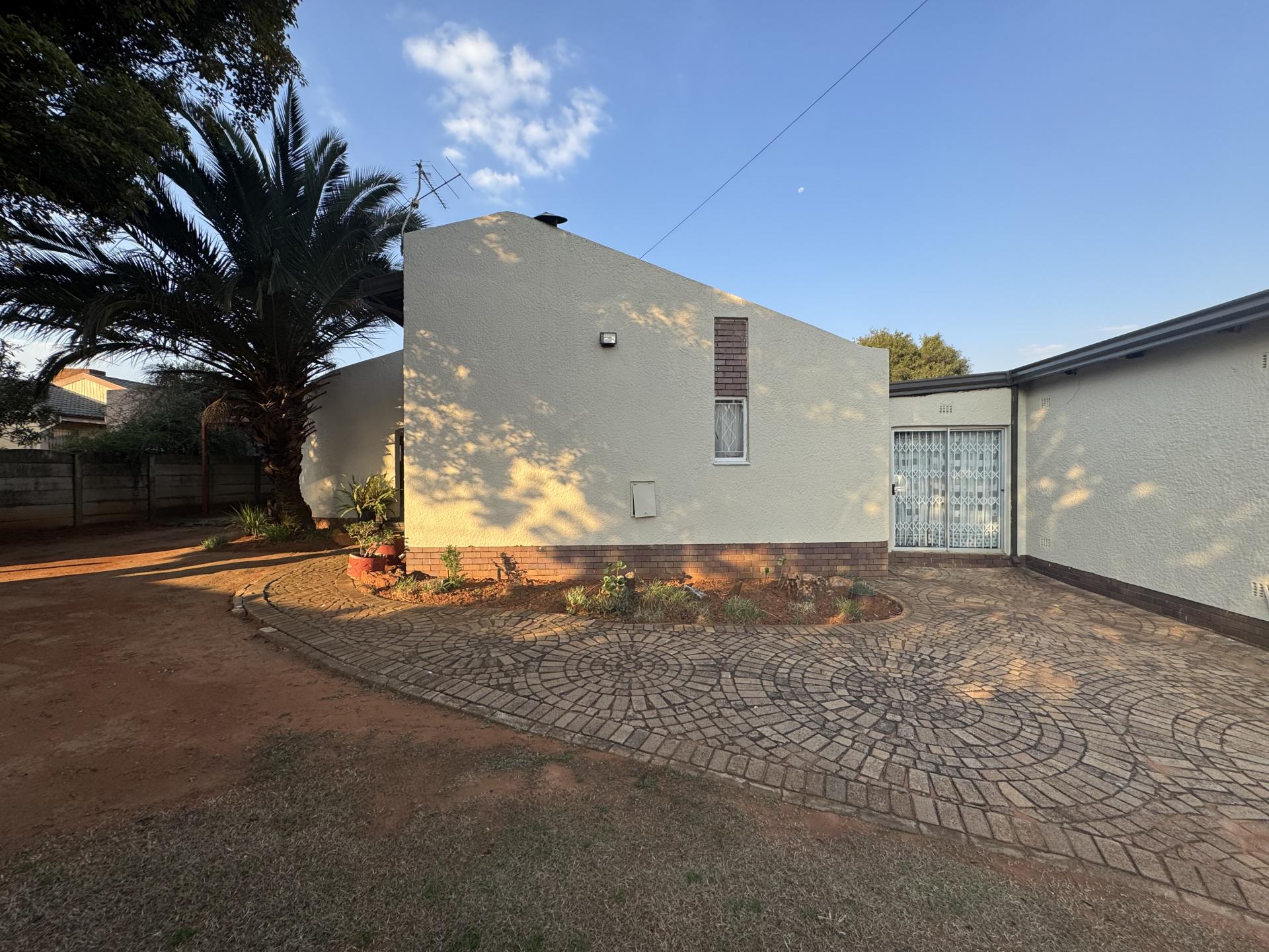  of property in Witpoortjie