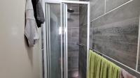 Main Bathroom - 4 square meters of property in Noordhang