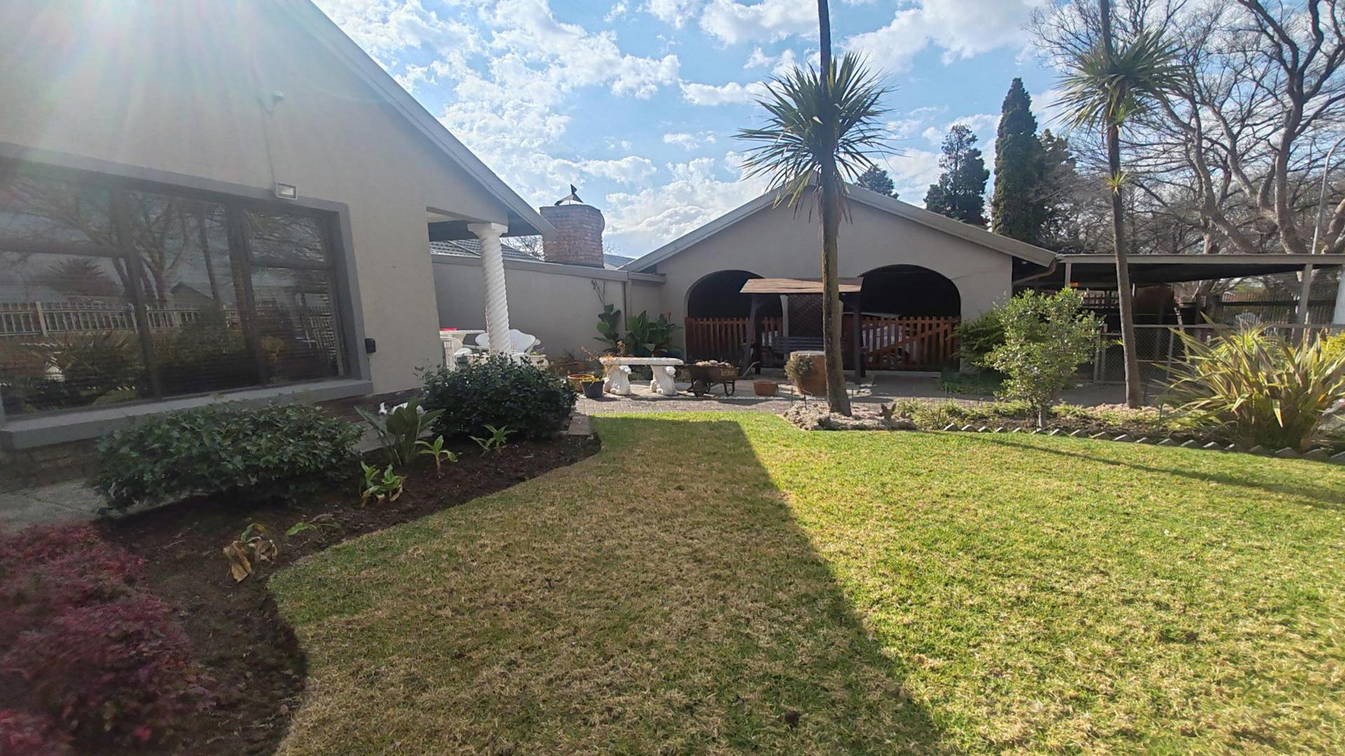 Front View of property in Secunda