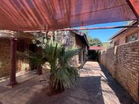  of property in Azaleapark