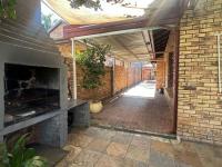 of property in Azaleapark