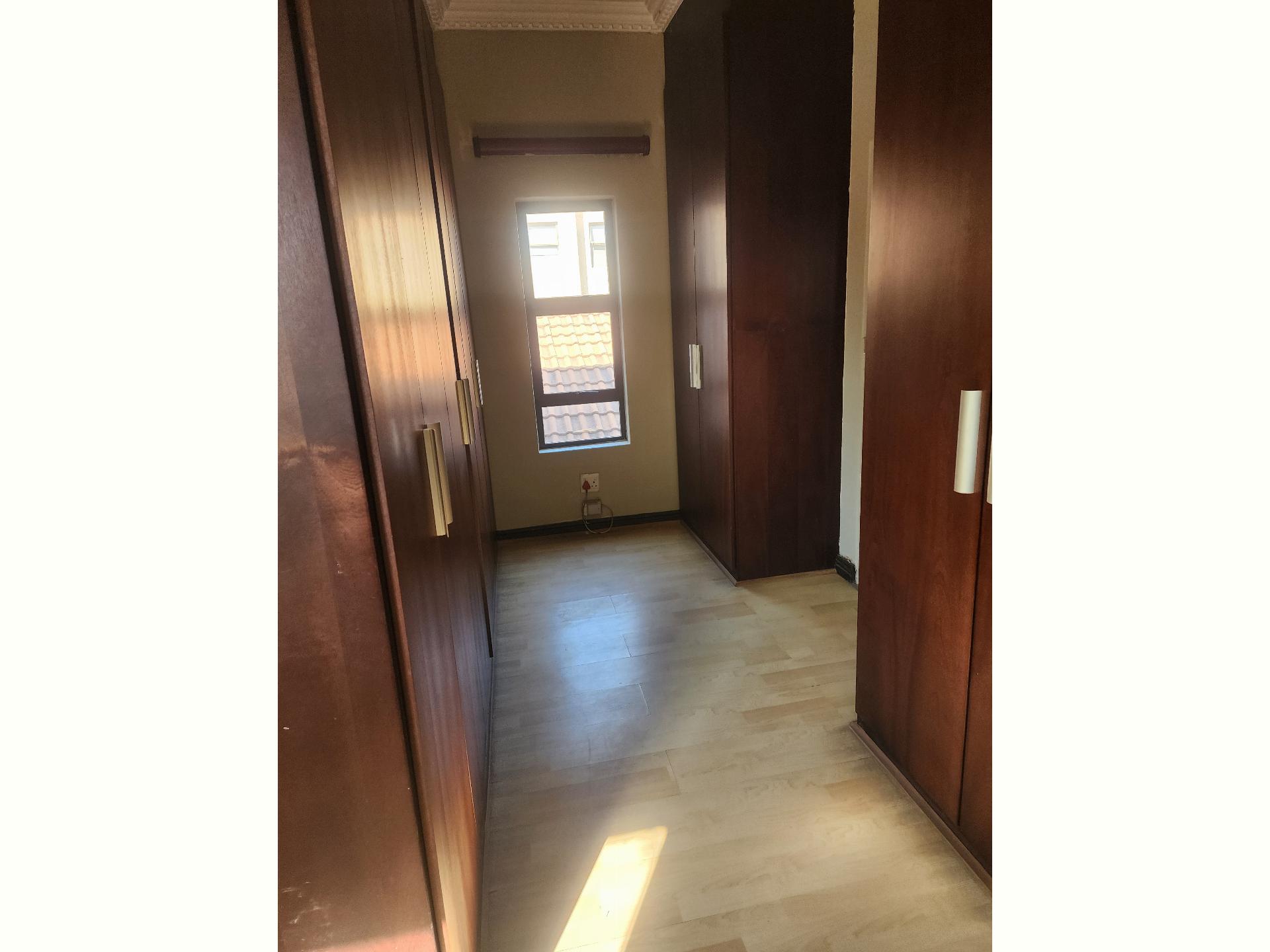  of property in Fourways Gardens
