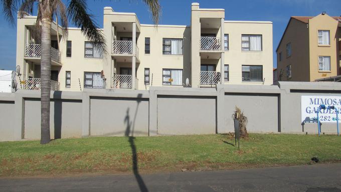 2 Bedroom Sectional Title for Sale For Sale in Blackheath - JHB - Home Sell - MR717459