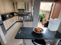  of property in Bassonia