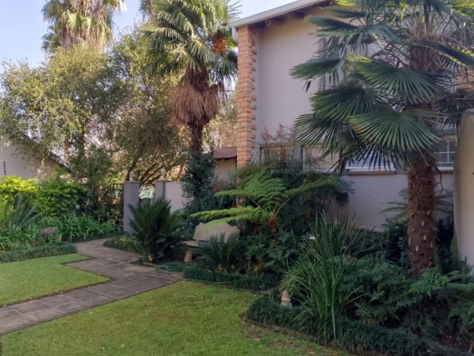 4 Bedroom House for Sale For Sale in Brackendowns - MR717464