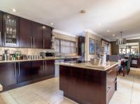  of property in Glenvista
