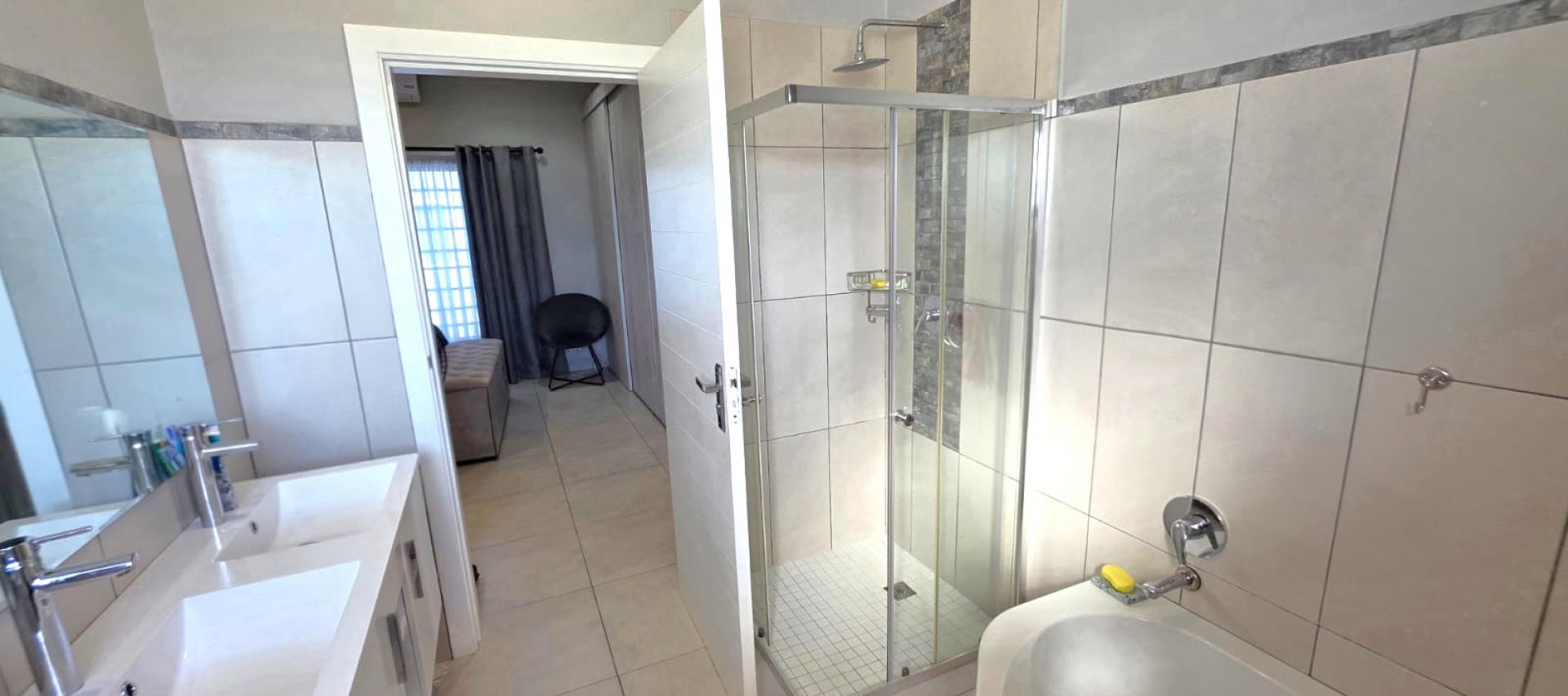  of property in Gordons Bay