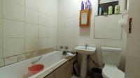 Main Bathroom - 5 square meters of property in Arcadia