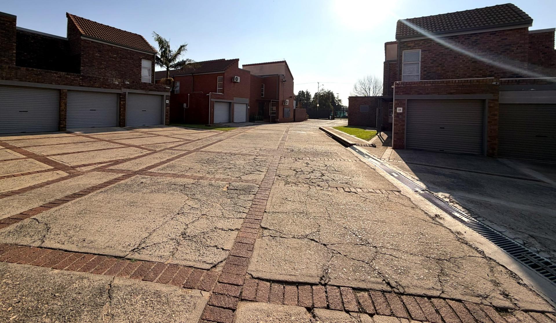  of property in Elarduspark