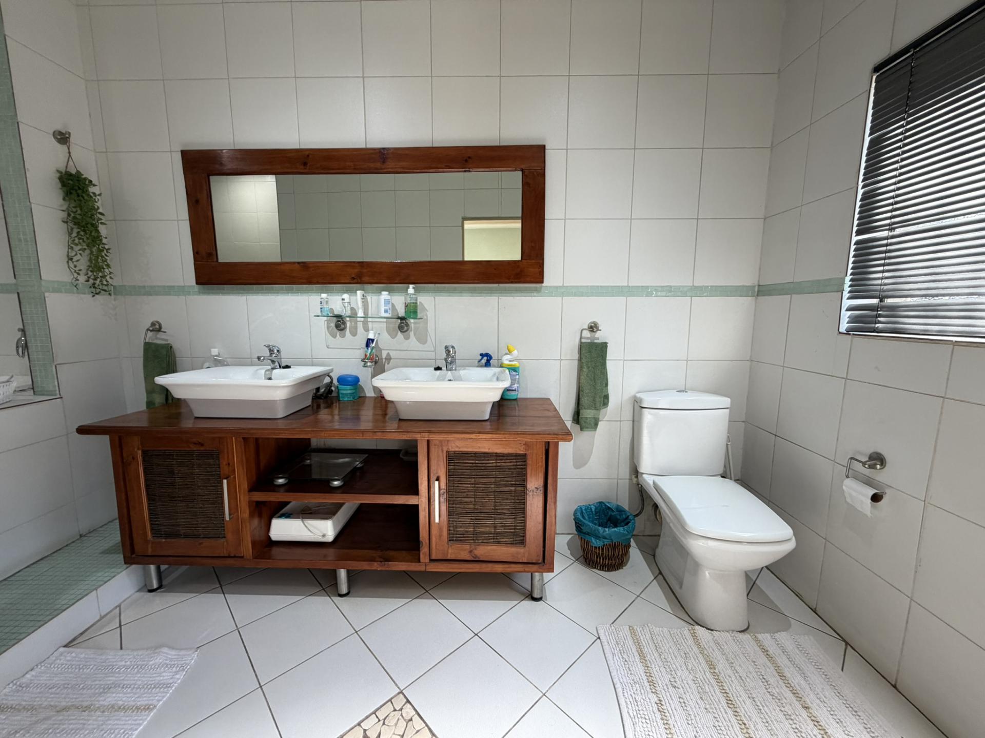  of property in Waverley
