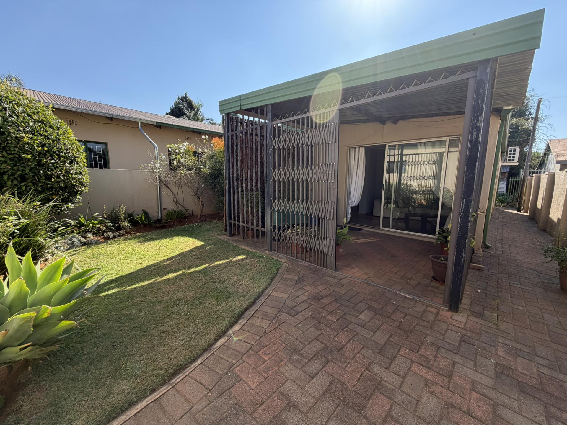  of property in Waverley