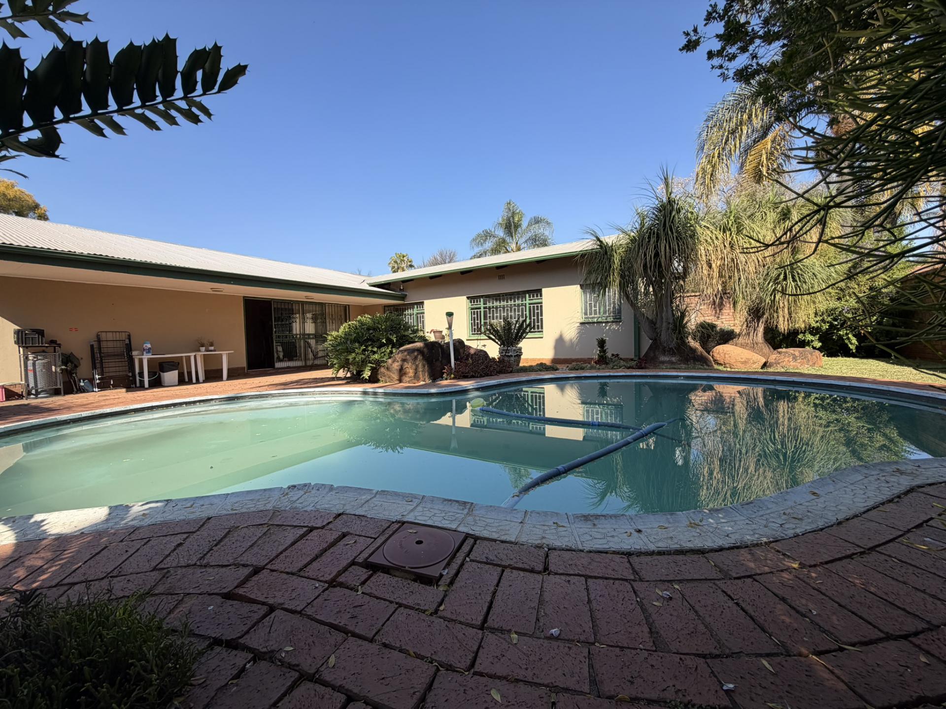 of property in Waverley