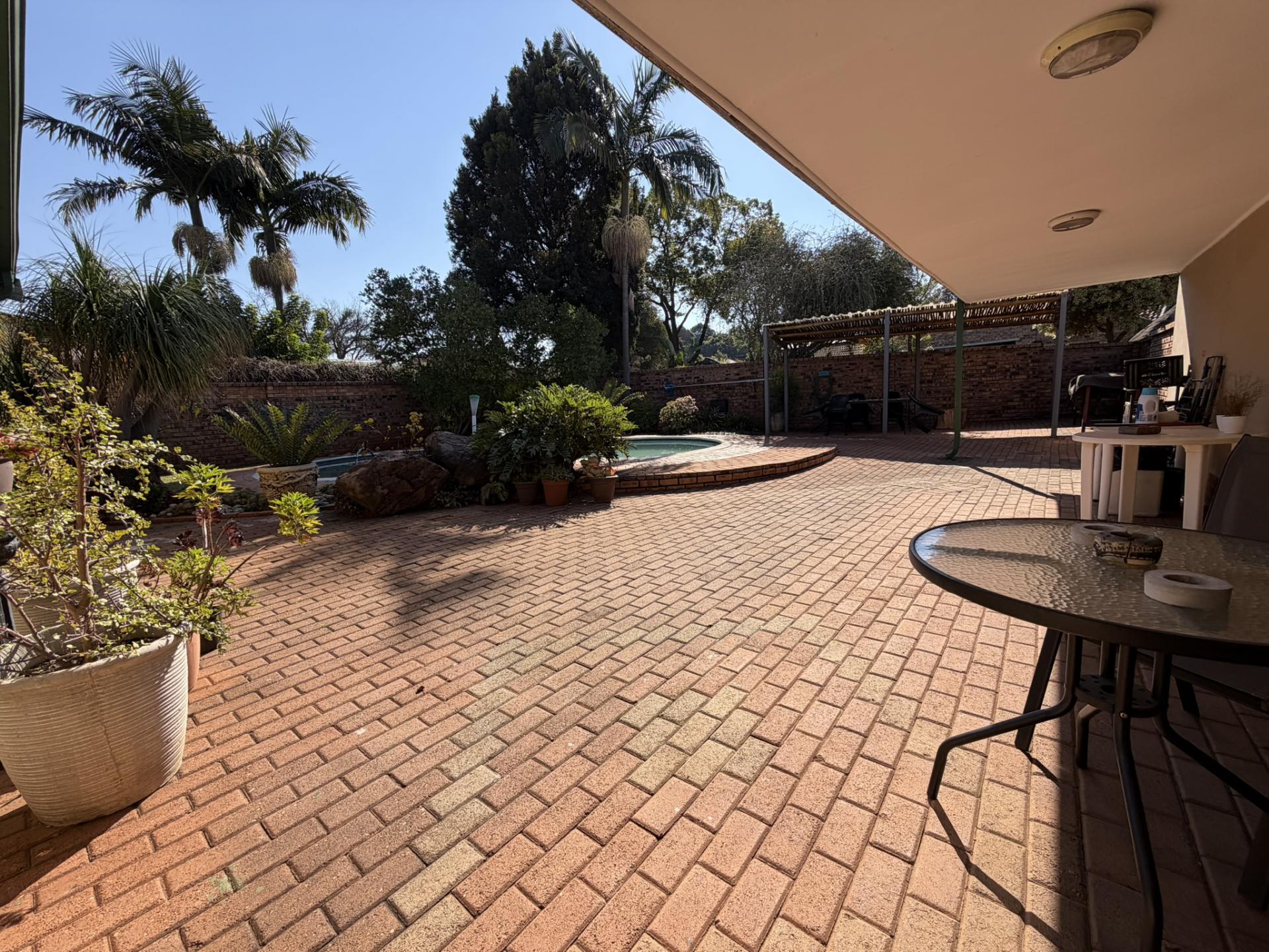  of property in Waverley