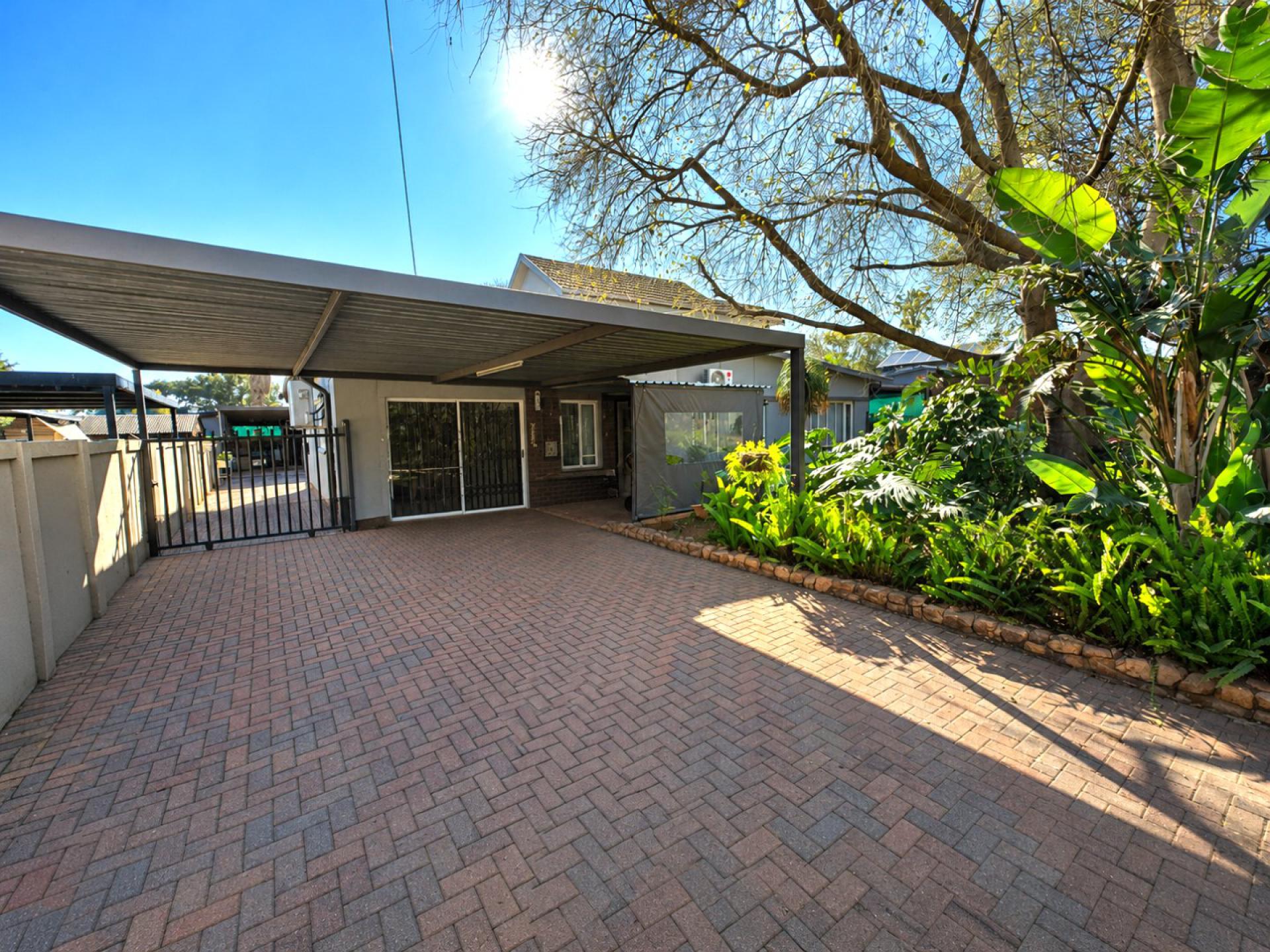  of property in Sinoville