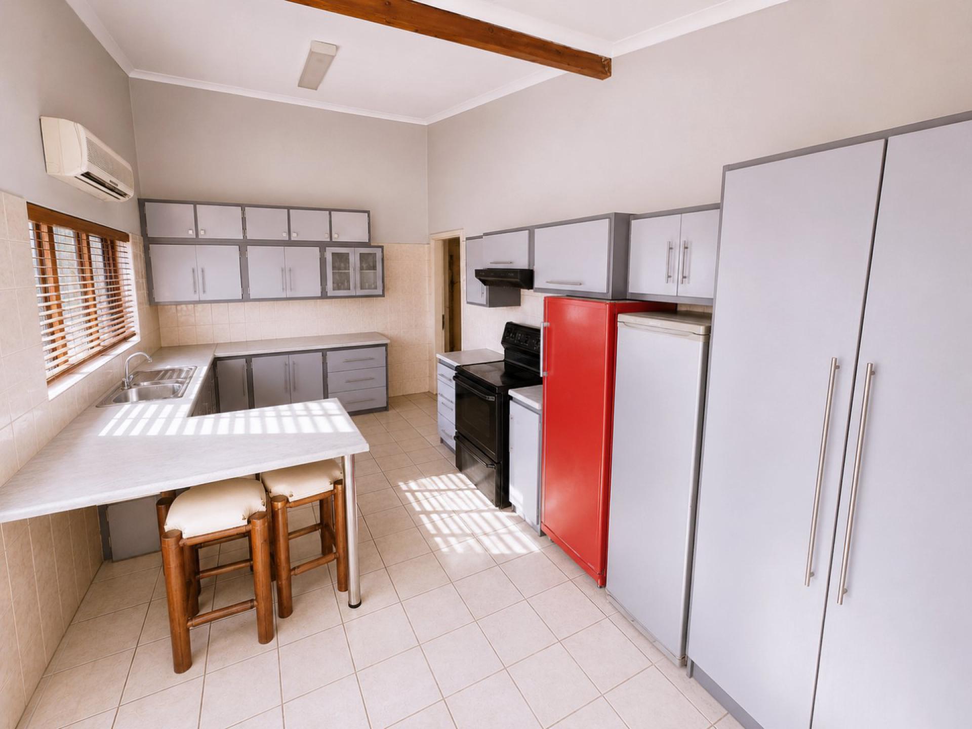  of property in Sinoville