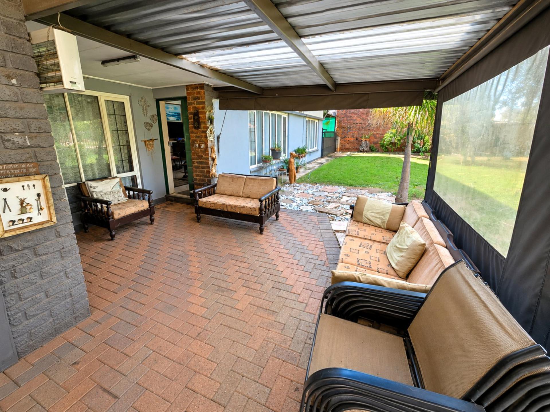  of property in Sinoville