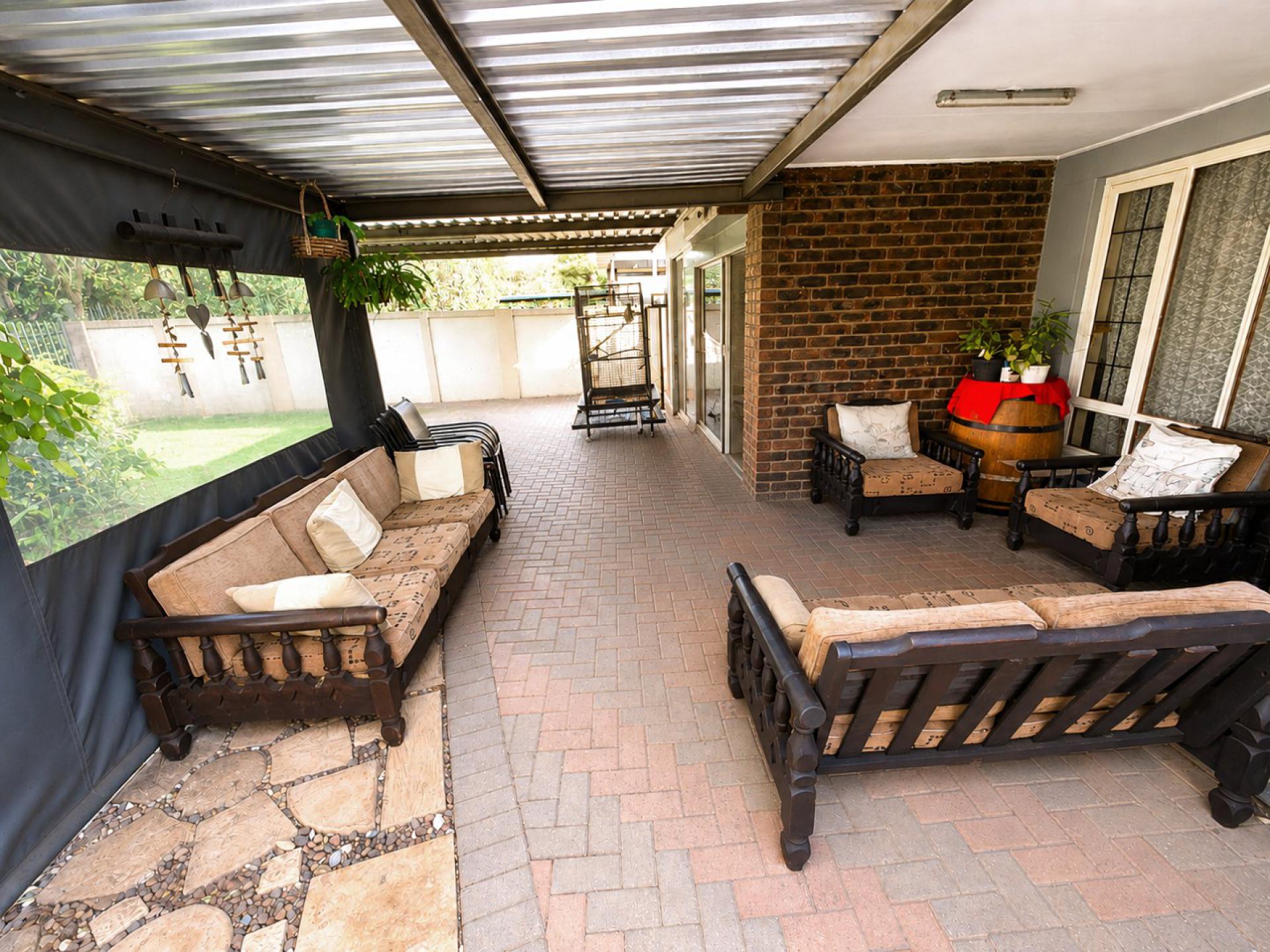  of property in Sinoville