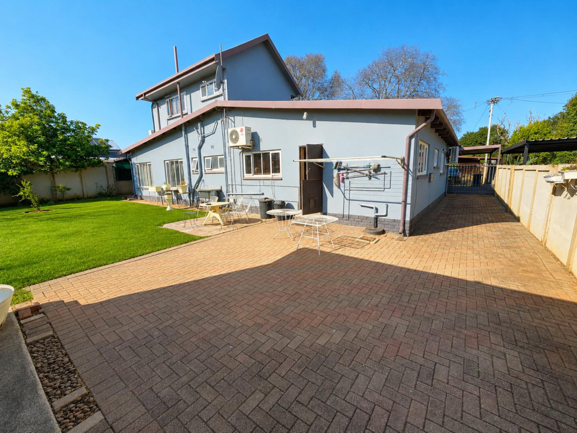  of property in Sinoville