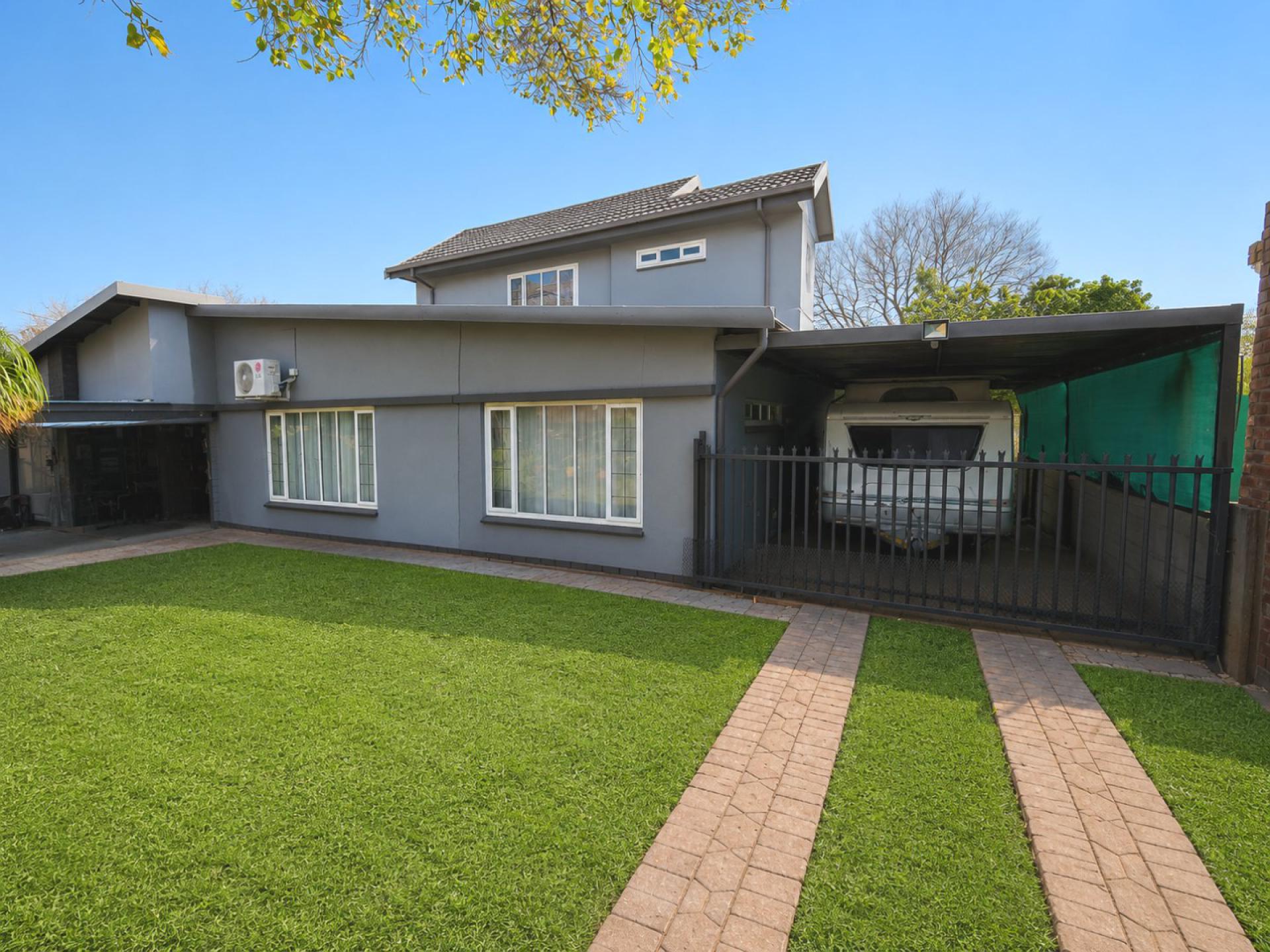  of property in Sinoville