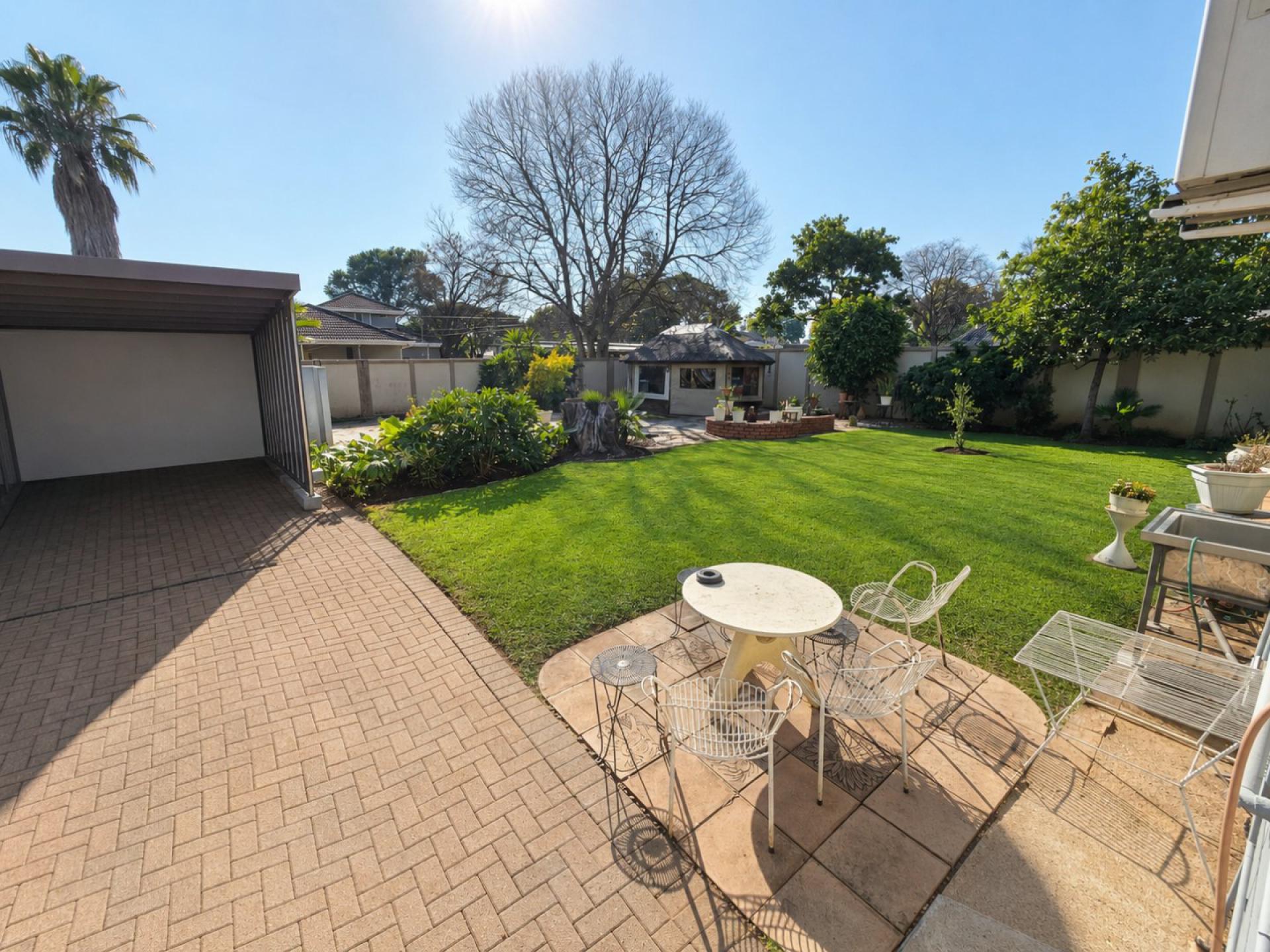  of property in Sinoville