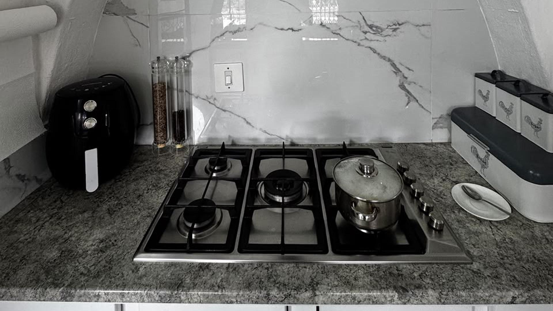 Kitchen of property in Weltevreden Park