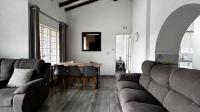 Dining Room of property in Weltevreden Park