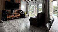 Lounges of property in Weltevreden Park