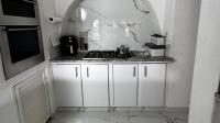 Kitchen of property in Weltevreden Park