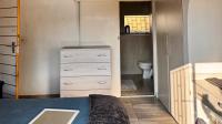 Main Bedroom of property in Weltevreden Park