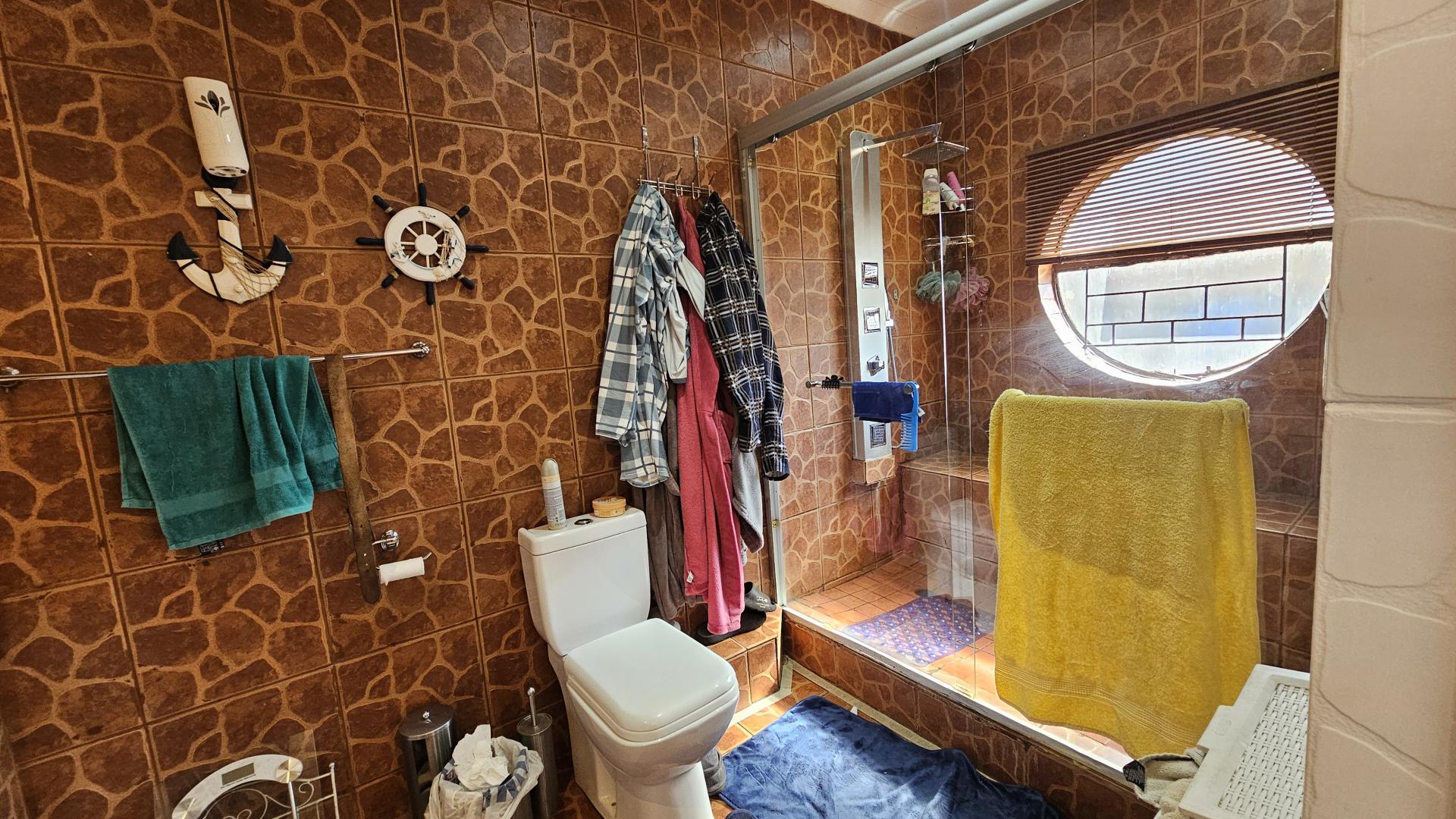 Bathroom 2 of property in Vanderbijlpark