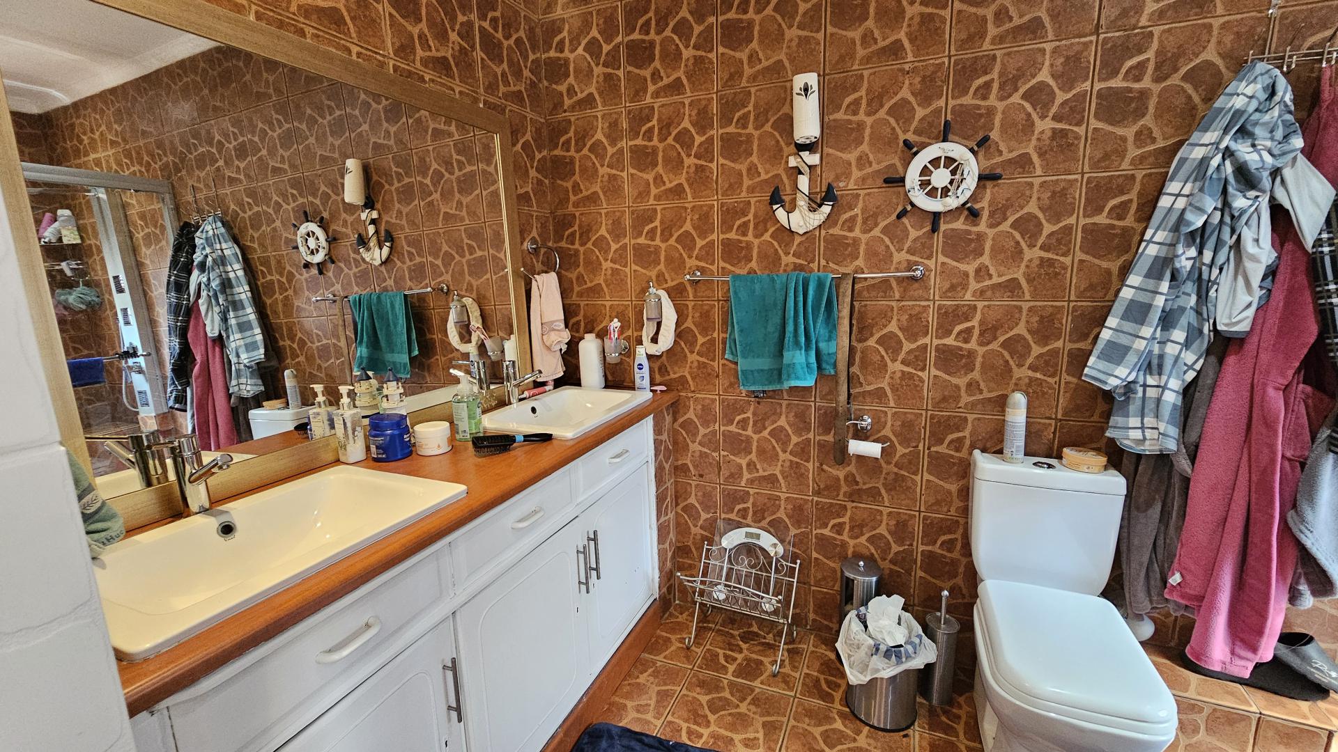 Bathroom 2 of property in Vanderbijlpark