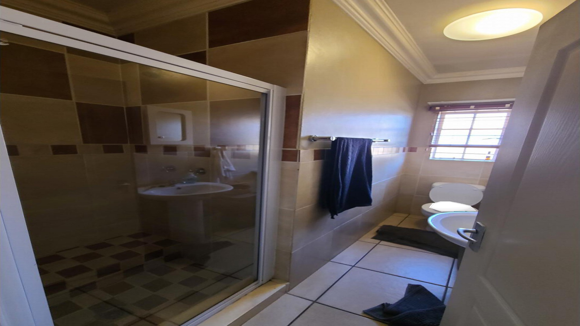 Bathroom 1 of property in Middelburg - MP
