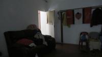 Lounges - 23 square meters of property in Bezuidenhout Valley