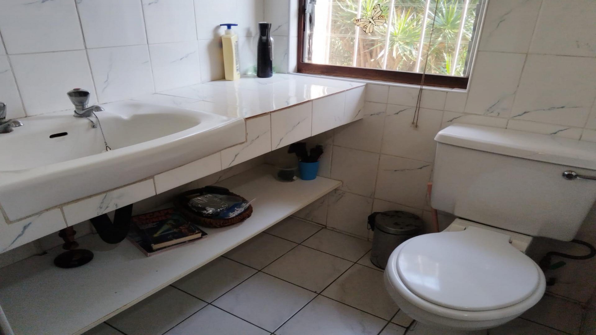 Bathroom 2 of property in Bellair - DBN