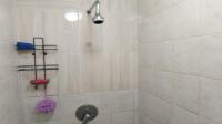 Bathroom 1 of property in Bellair - DBN