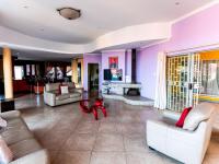  of property in Glenvista
