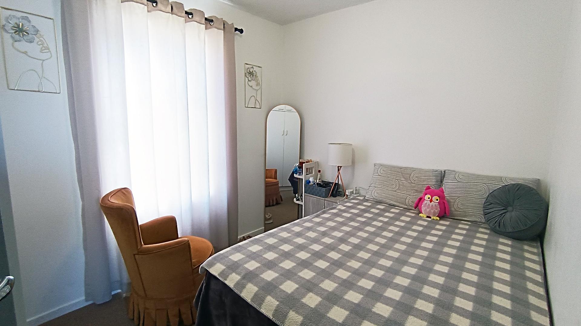 Bed Room 1 - 9 square meters of property in Costa Da Gama