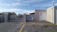 Front View of property in Costa Da Gama