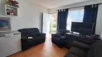 Lounges - 13 square meters of property in Costa Da Gama