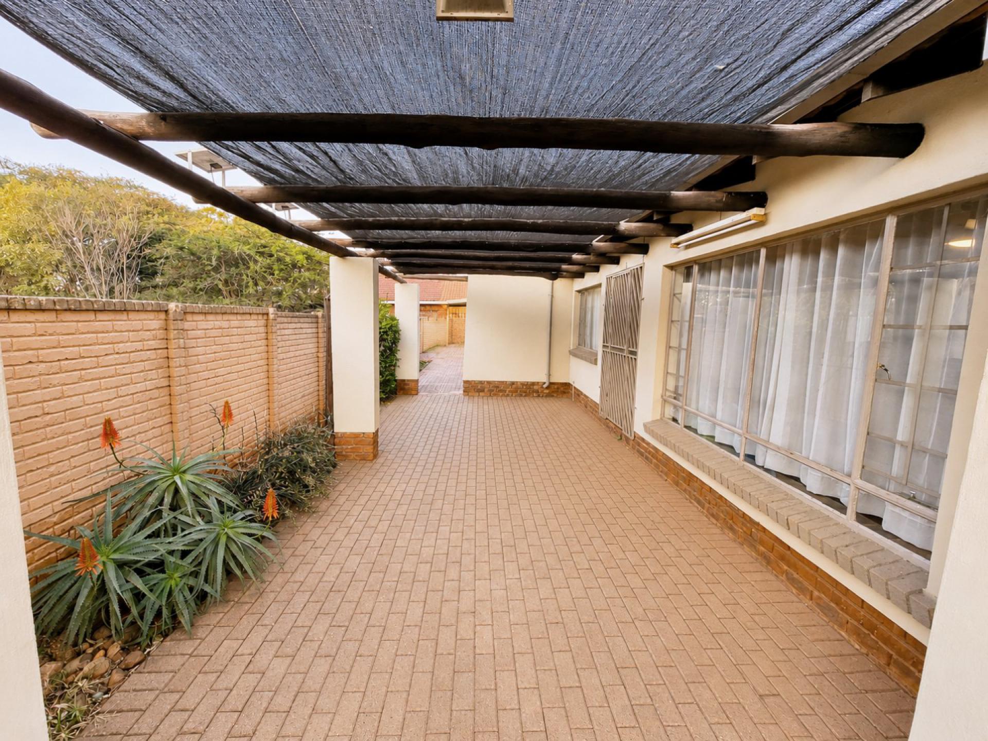  of property in Doornpoort
