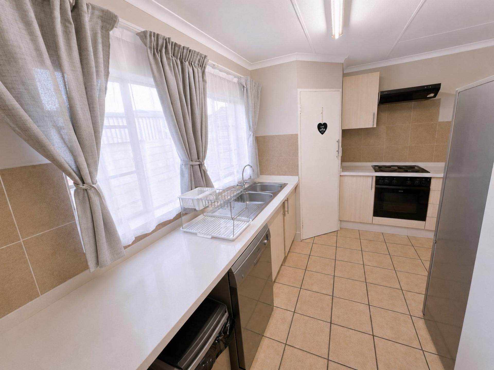  of property in Doornpoort