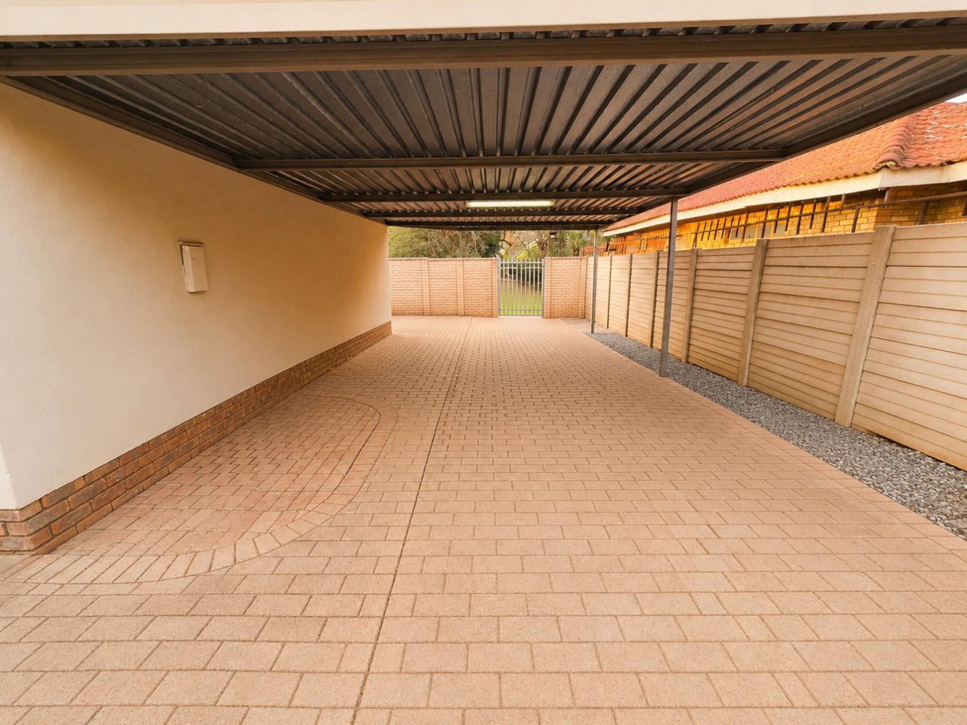  of property in Doornpoort