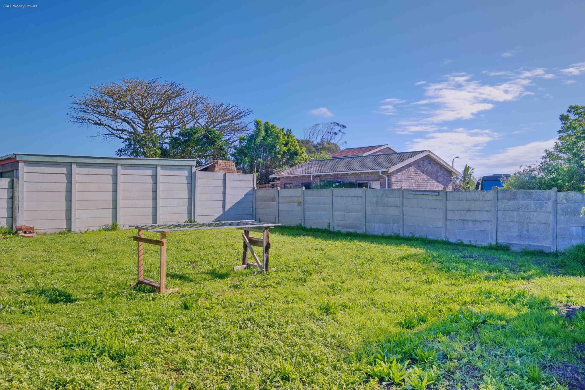  of property in Sherwood - PE