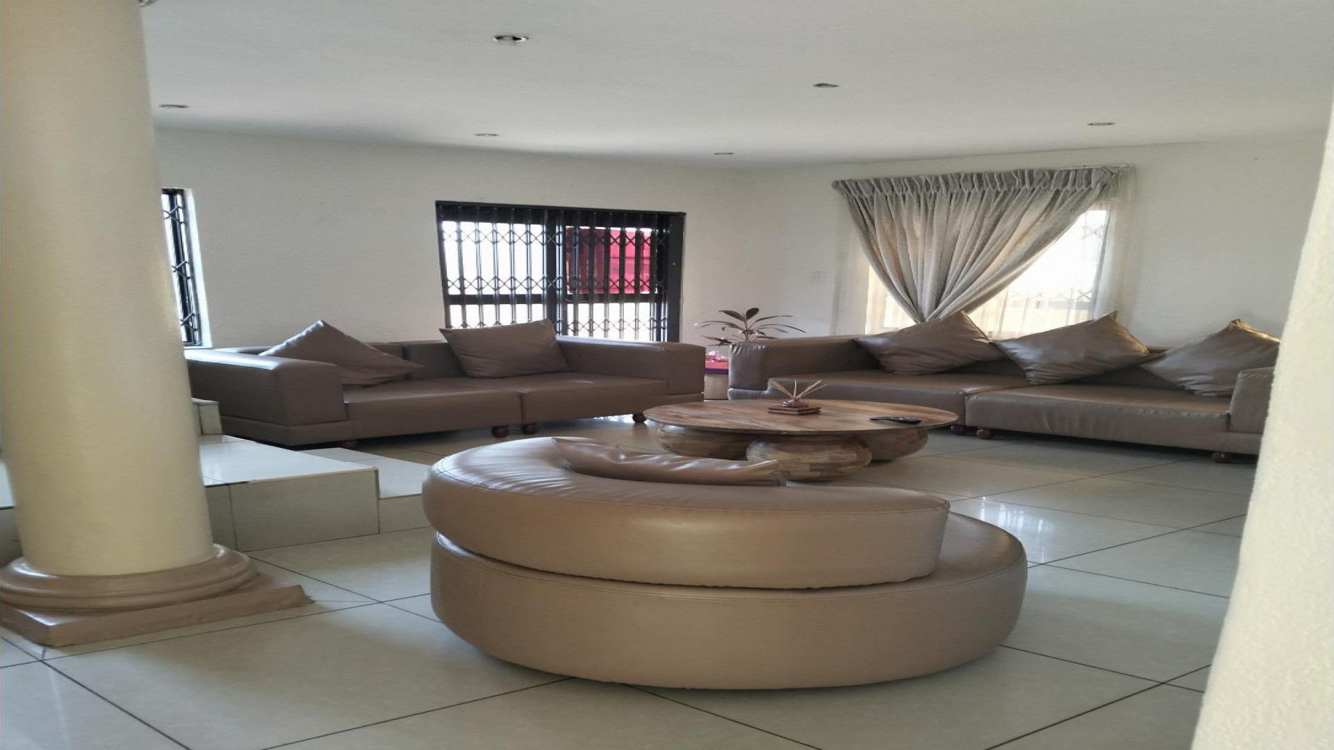 Lounges of property in Lotus Gardens
